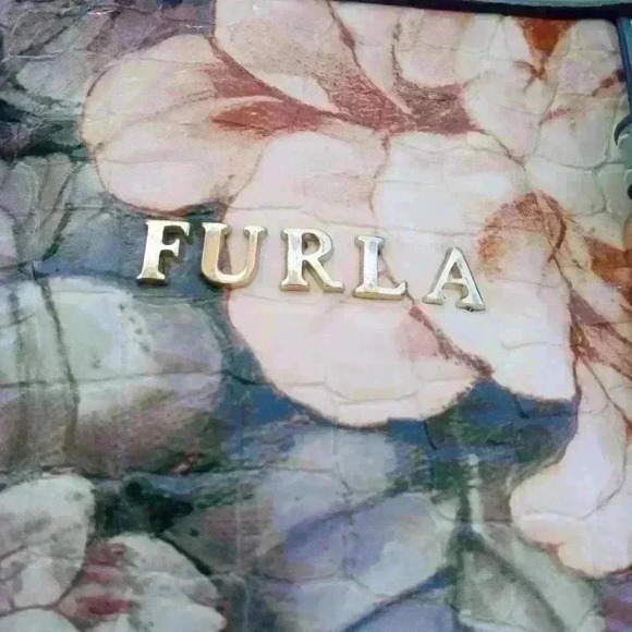 FURLA Handbag - Picture 6 of 8